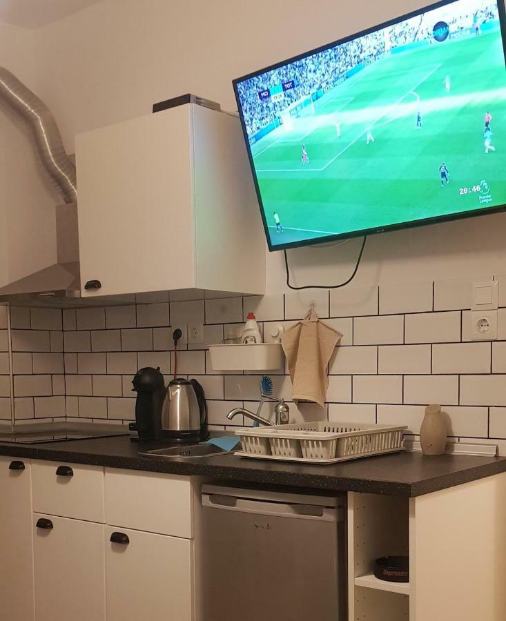 Apartment With Two Near The